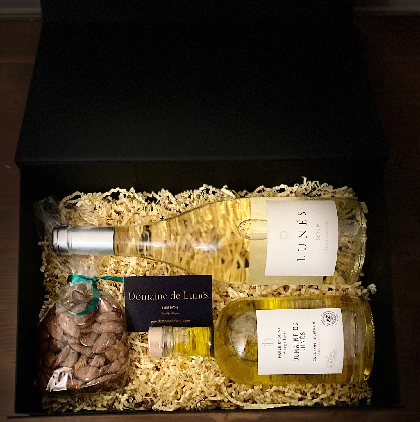 Coffret cadeau vin blanc / Bouteille d'huile d'olive