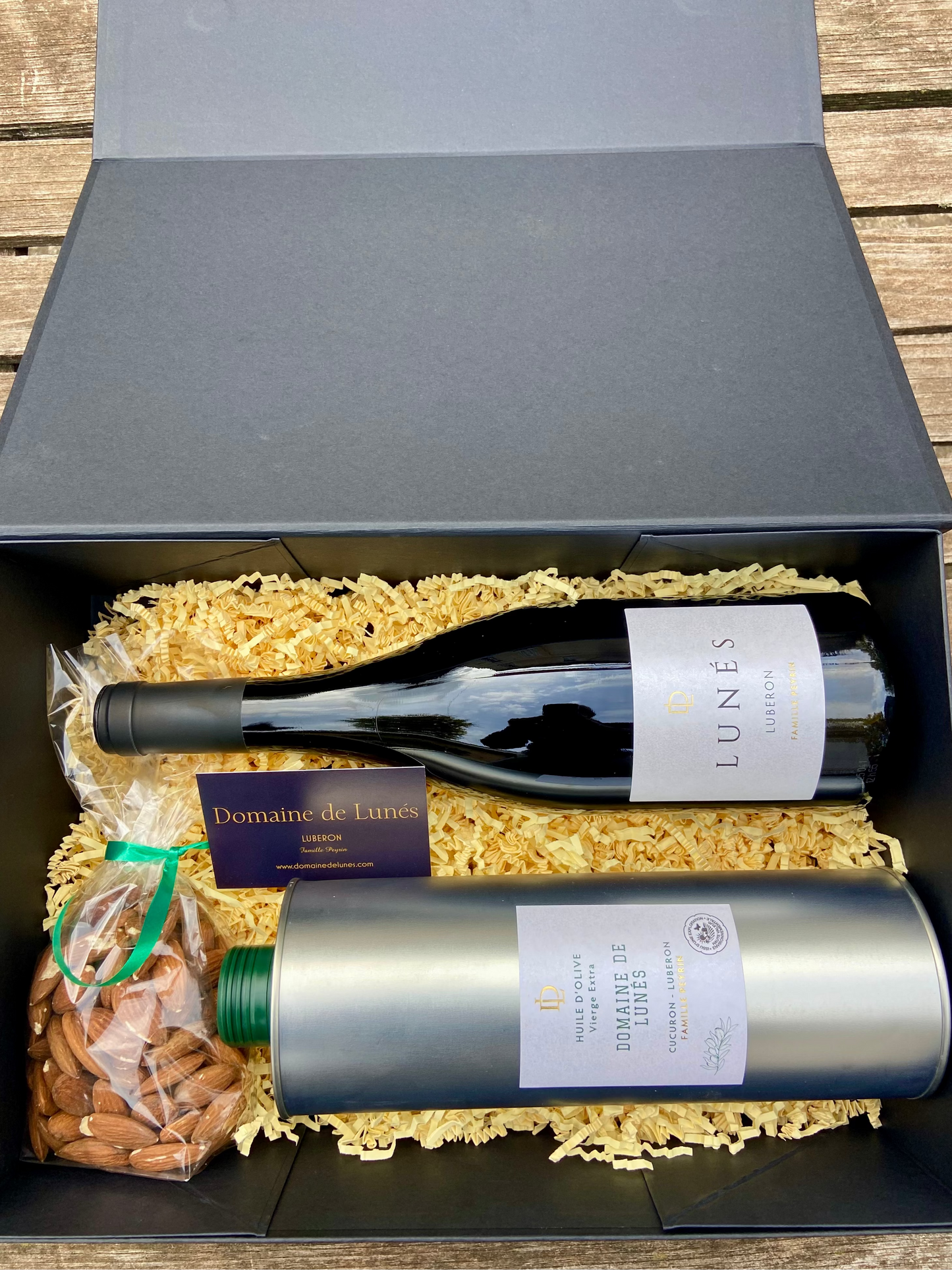 Coffret cadeau vin rouge / Bidon d'huile d'olive 1L